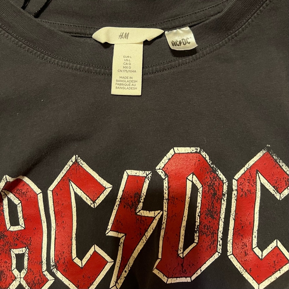 H&M AC/DC graphic tee - Picture 4 of 4